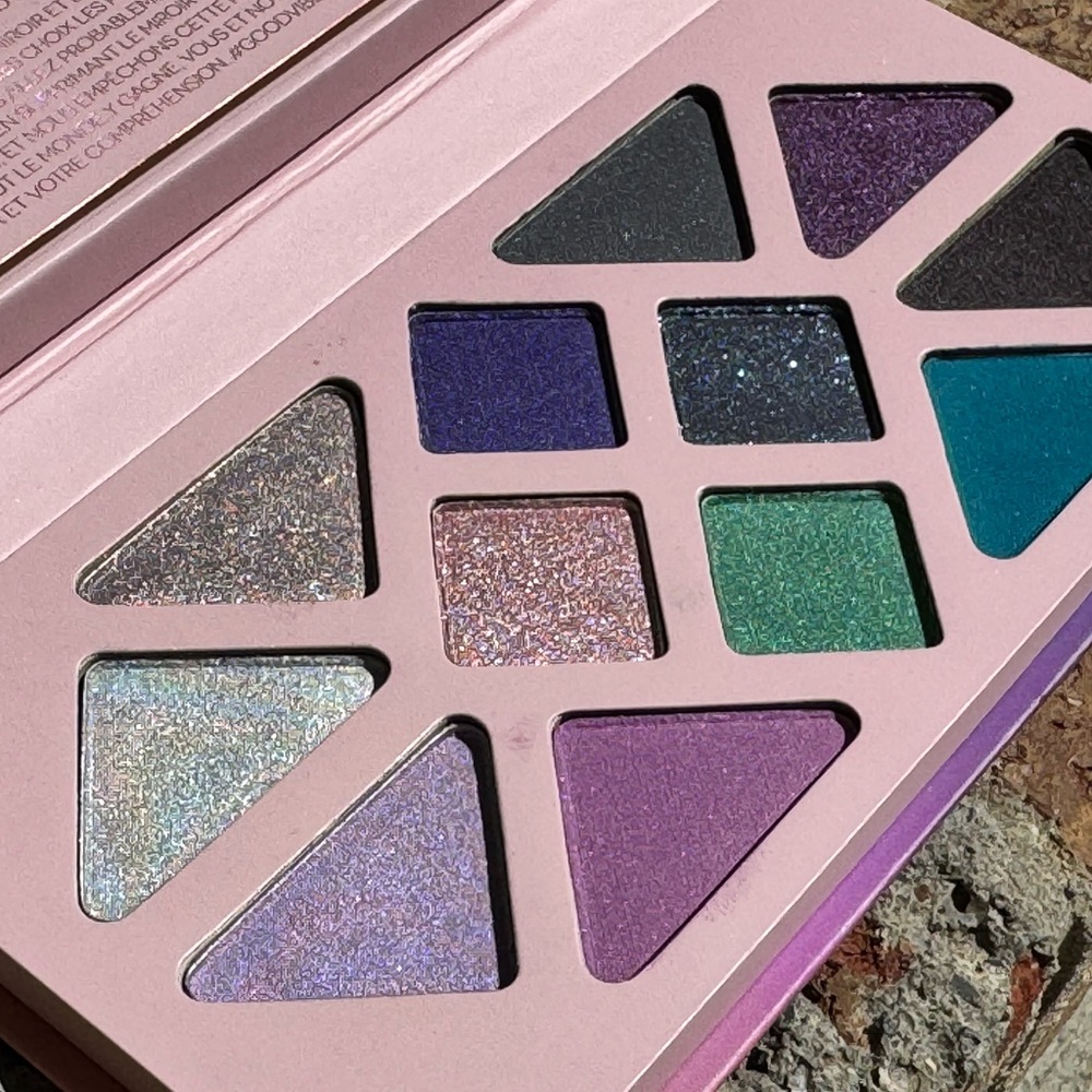 Moonlight Crystal Eyeshadow Palette by Āthr Beauty